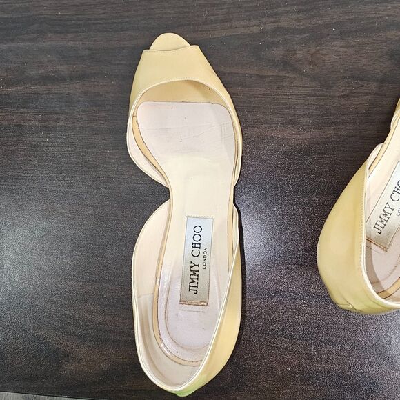 Jimmy Choo Peakaboo Gold Patent Leather Pumps Kitten Heels Womens Size 38 Work - Picture 10 of 12